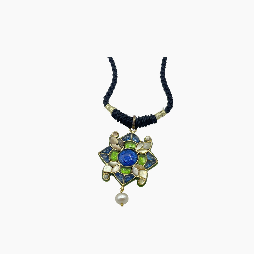 Ambri Mohar Kundan Necklace