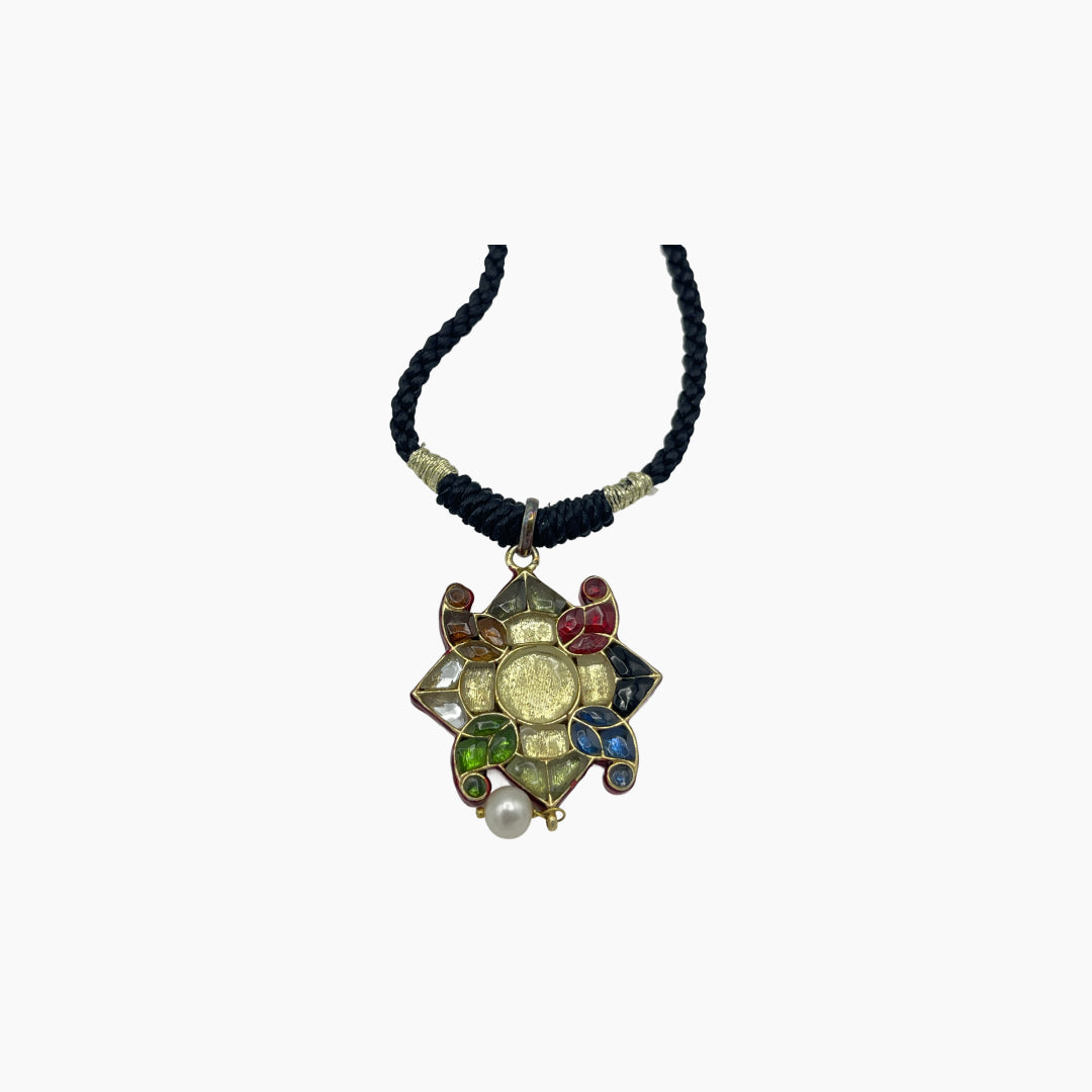 Ambri Mohar Kundan Necklace